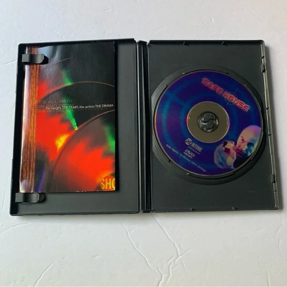 Safe House DVD - Picture 3 of 4